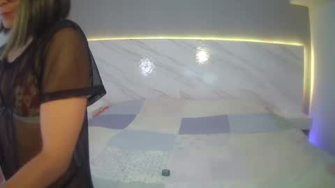 paris_vixen13 online show from 10/22/25, 04:40