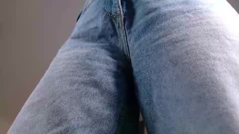 PARIS online show from 10/24/25, 07:43