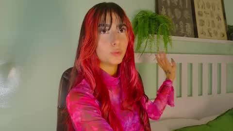 Snapshot of parisfox_ chatting on 11/15/25, 07:54 PARIS online show from 11/15/25, 07:54