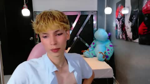 Snapshot of park_jimin1 chatting on 09/30/25, 02:27 park_jimin1 online show from 09/30/25, 02:27