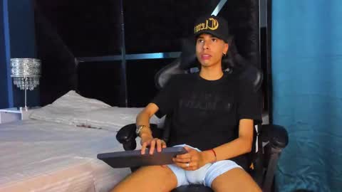 parker_joss1 online show from 09/12/25, 03:06