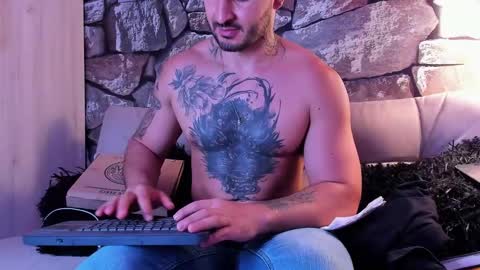 parker lavine online show from 12/02/24, 12:09