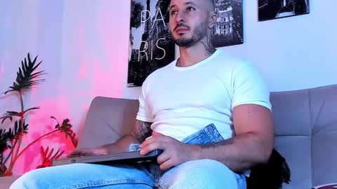 parker lavine online show from 10/24/25, 02:08