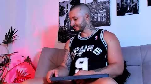 parker lavine online show from 10/25/25, 02:19