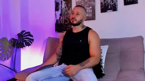 Snapshot of parker_lavine chatting on 06/07/26, 01:10 parker lavine online show from 06/07/26, 01:10