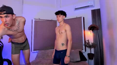 Snapshot of party_guyssex chatting on 09/23/25, 02:03 liampacoyosh and erick online show from 09/23/25, 02:03