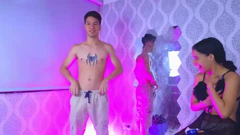 Danna online show from 10/13/25, 01:22