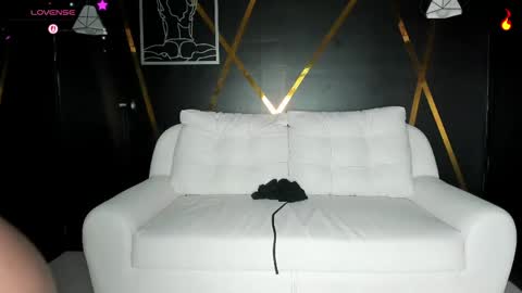 Snapshot of partysexx_hot chatting on 04/23/26, 10:12 partysexx_hot online show from 04/23/26, 10:12