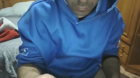 Snapshot of pasatelopipa chatting on 12/16/25, 06:35 pasatelopipa online show from 12/16/25, 06:35