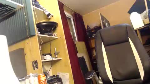 Snapshot of pascal88881 chatting on 12/03/24, 10:06 pascal88881 online show from 12/03/24, 10:06