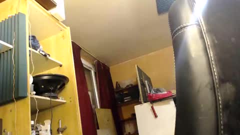 Snapshot of pascal88881 chatting on 12/05/24, 09:50 pascal88881 online show from 12/05/24, 09:50