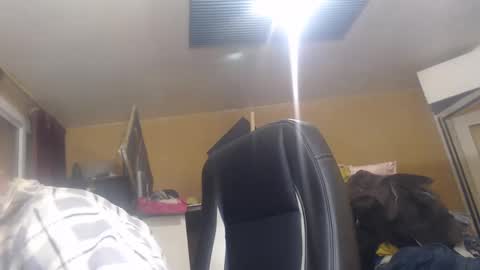 Snapshot of pascal88881 chatting on 12/26/24, 10:16 pascal88881 online show from 12/26/24, 10:16