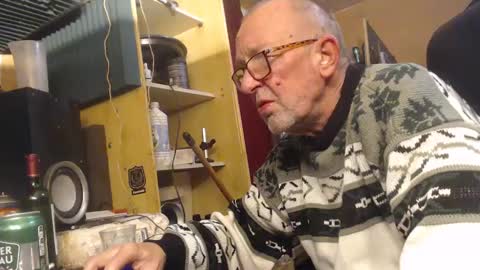 Snapshot of pascal88881 chatting on 01/04/25, 05:16 pascal88881 online show from 01/04/25, 05:16