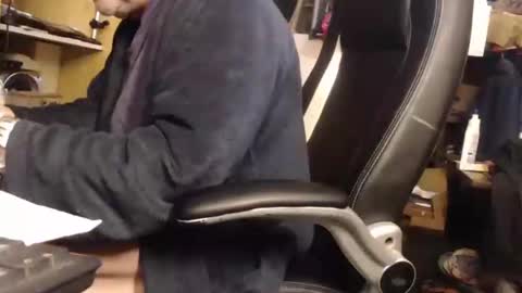 Snapshot of pascal88881 chatting on 02/25/25, 09:20 pascal88881 online show from 02/25/25, 09:20