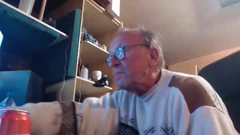 Snapshot of pascal88881 chatting on 10/11/25, 07:01 pascal88881 online show from 10/11/25, 07:01