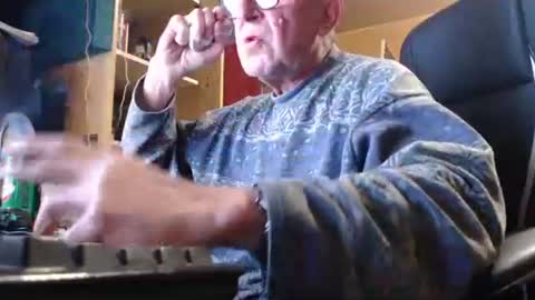 Snapshot of pascal88881 chatting on 11/01/25, 09:17 pascal88881 online show from 11/01/25, 09:17