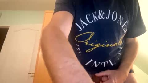 Snapshot of pascalou02 chatting on 12/03/25, 06:06 pascalou02 online show from 12/03/25, 06:06