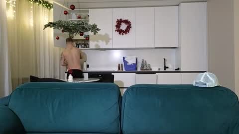 Pashka online show from 12/01/25, 06:18