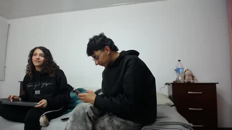 pasionados online show from 10/05/25, 02:32