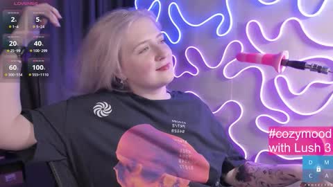 LunaAlan online show from 10/05/25, 07:07