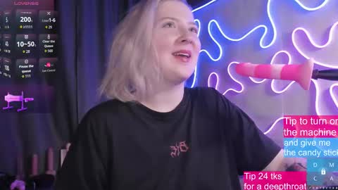 LunaAlan online show from 10/20/25, 01:39