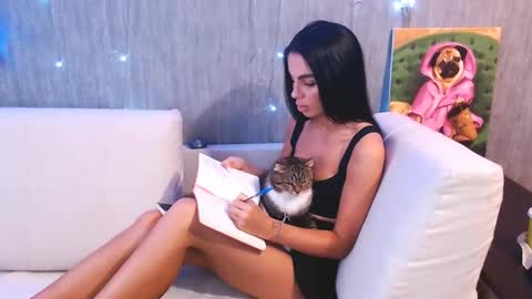 I am Lora and i am glad to see you in my room online show from 12/03/24, 03:41
