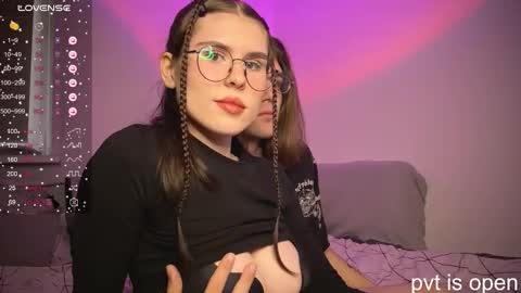 Zoe online show from 10/05/25, 08:34