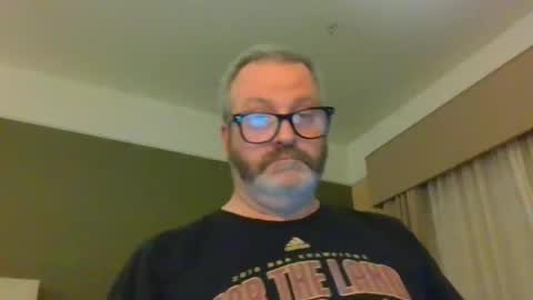 Snapshot of passporttraveler1 chatting on 01/21/25, 02:22 passporttraveler1 online show from 01/21/25, 02:22