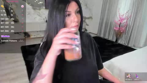 Snapshot of patriciakeys chatting on 05/09/26, 04:39 Patricia online show from 05/09/26, 04:39