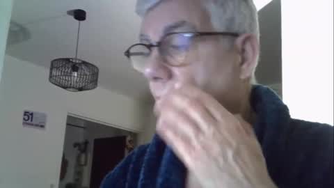 Snapshot of patrick5275 chatting on 12/19/25, 05:14 patrick5275 online show from 12/19/25, 05:14