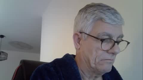 Snapshot of patrick5275 chatting on 03/15/26, 05:57 patrick5275 online show from 03/15/26, 05:57