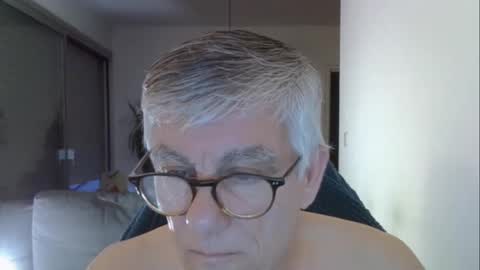 Snapshot of patrick5275 chatting on 06/02/26, 03:52 patrick5275 online show from 06/02/26, 03:52