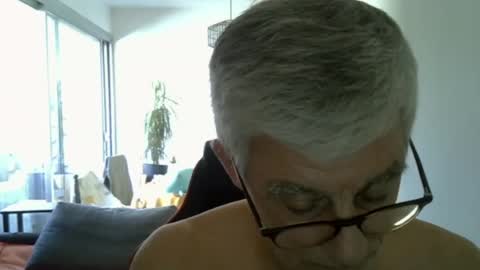 Snapshot of patrick5275 chatting on 07/28/26, 08:43 patrick5275 online show from 07/28/26, 08:43