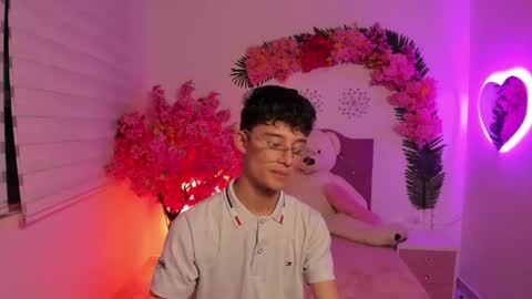 Snapshot of patrick_howland_ chatting on 06/09/26, 03:40 Patrick online show from 06/09/26, 03:40