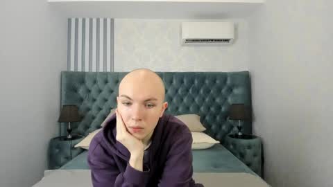 Snapshot of patrickbevy chatting on 05/17/26, 08:38 Patrick online show from 05/17/26, 08:38