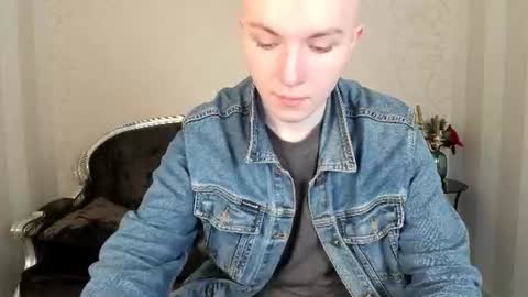Snapshot of patrickbevy chatting on 06/12/26, 06:23 Patrick online show from 06/12/26, 06:23