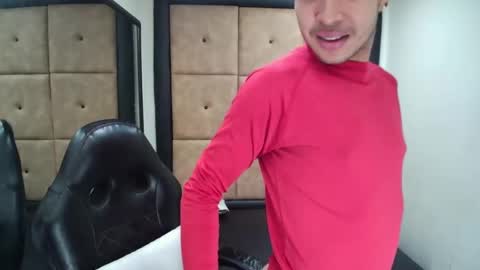 Snapshot of patrickxx_1 chatting on 10/10/25, 07:57 PatrickXX 1 online show from 10/10/25, 07:57