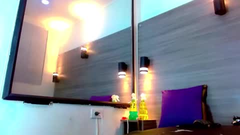 Snapshot of patrickxx_1 chatting on 10/22/25, 11:04 PatrickXX 1 online show from 10/22/25, 11:04