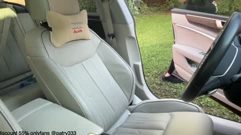 Snapshot of patry333 chatting on 10/10/25, 06:45 Andreea online show from 10/10/25, 06:45