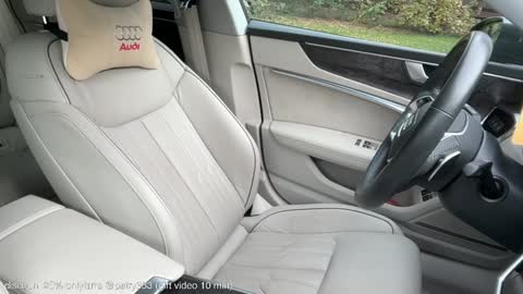 Snapshot of patry333 chatting on 10/24/25, 06:43 Andreea online show from 10/24/25, 06:43