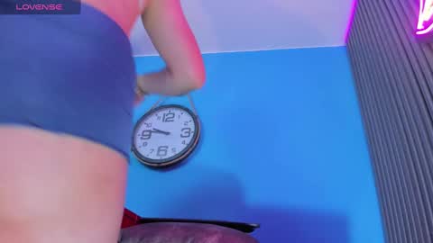 Hi  Pvt open Moans from lovense  tell me  Fav   113366 Especial level 33 online show from 12/11/24, 03:35