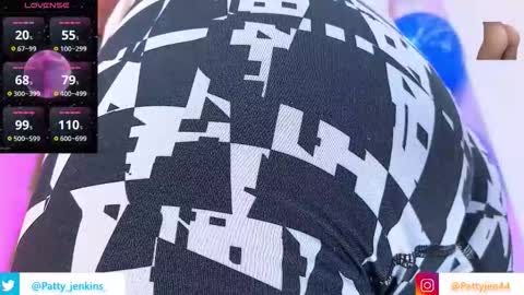 Hi  Pvt open Moans from lovense  tell me  Fav   113366 Especial level 33 online show from 10/20/25, 01:06