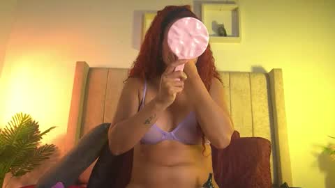 Snapshot of patty_m chatting on 11/19/25, 12:05 patty online show from 11/19/25, 12:05