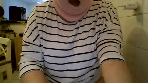 Snapshot of pattybouvier chatting on 06/15/26, 01:46 pattybouvier online show from 06/15/26, 01:46