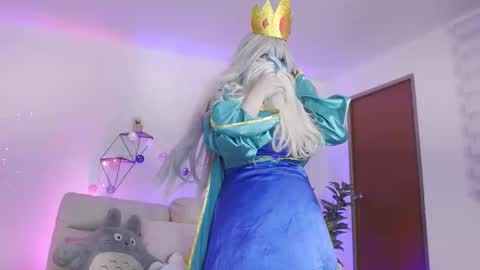 Paula online show from 10/31/25, 09:05