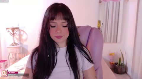 Snapshot of pau_cute chatting on 03/24/26, 05:34 Sofa online show from 03/24/26, 05:34
