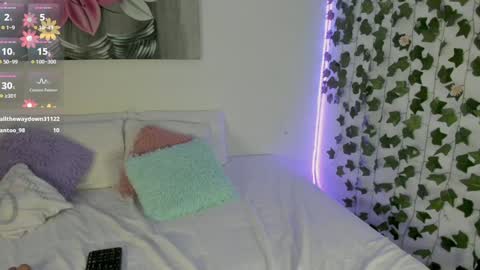 paulina online show from 12/31/24, 03:55