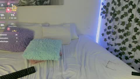 paulina online show from 01/03/25, 03:05
