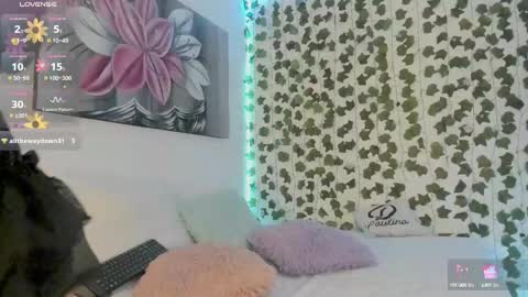 paulina online show from 02/12/25, 09:01