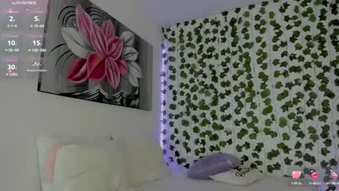 paulina online show from 02/17/25, 04:04